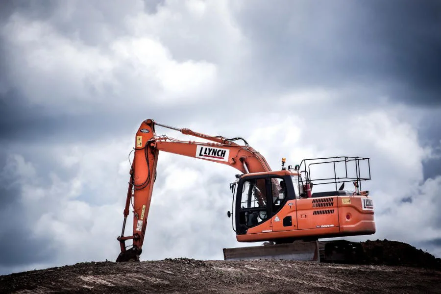 Baumaschinenteile Gummiketten Hammerköpfe Polen 02