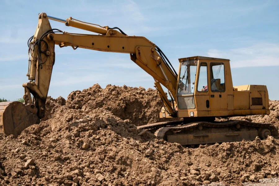 Baumaschinenteile Gummiketten Hammerköpfe Polen 02